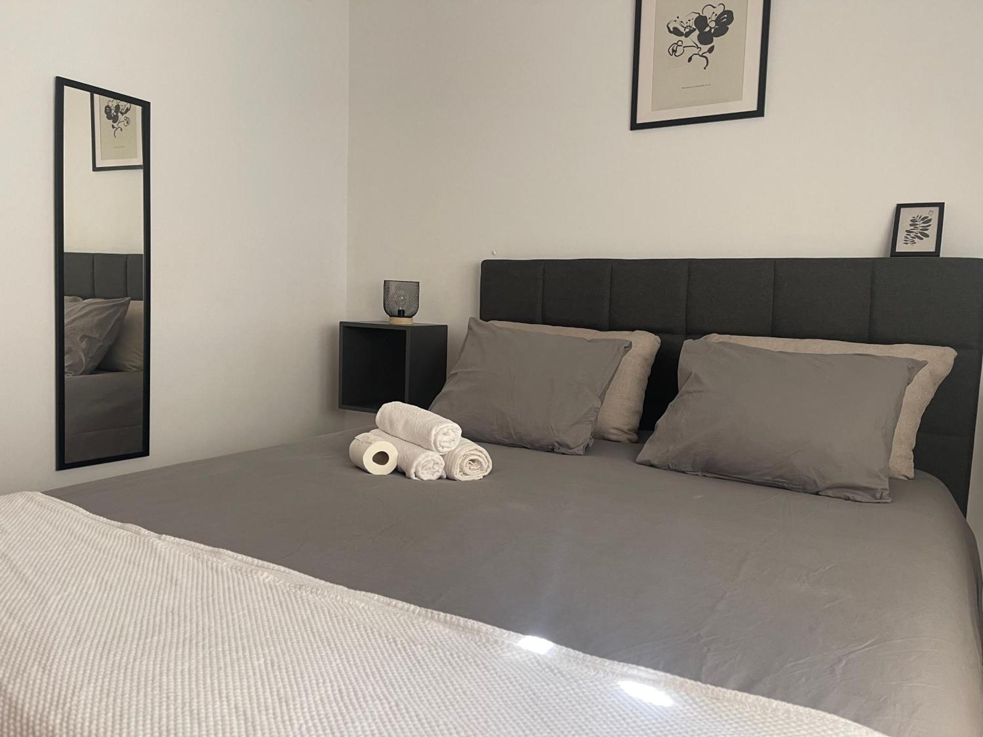 Astral-Habitacion Doble Privada En Casa Compartida-Uebica2 Hotel Mairena del Aljarafe Eksteriør billede