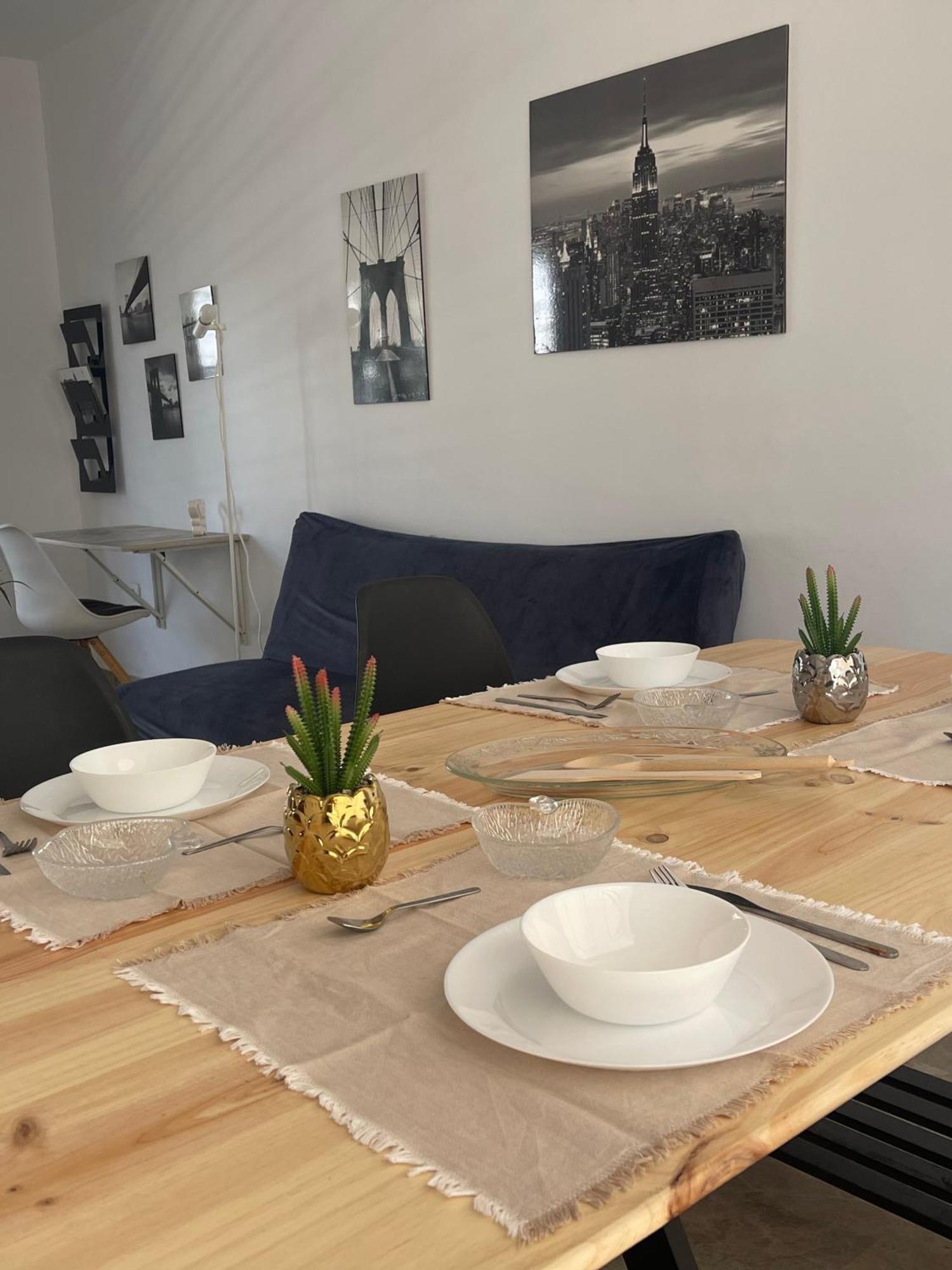 Astral-Habitacion Doble Privada En Casa Compartida-Uebica2 Hotel Mairena del Aljarafe Eksteriør billede