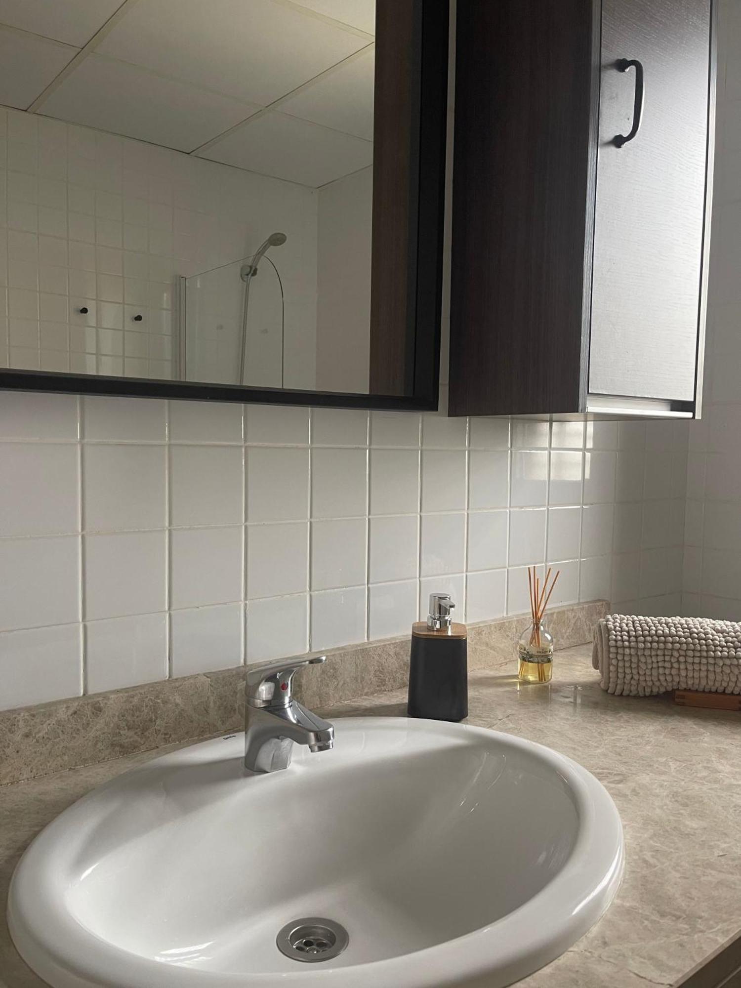 Astral-Habitacion Doble Privada En Casa Compartida-Uebica2 Hotel Mairena del Aljarafe Eksteriør billede